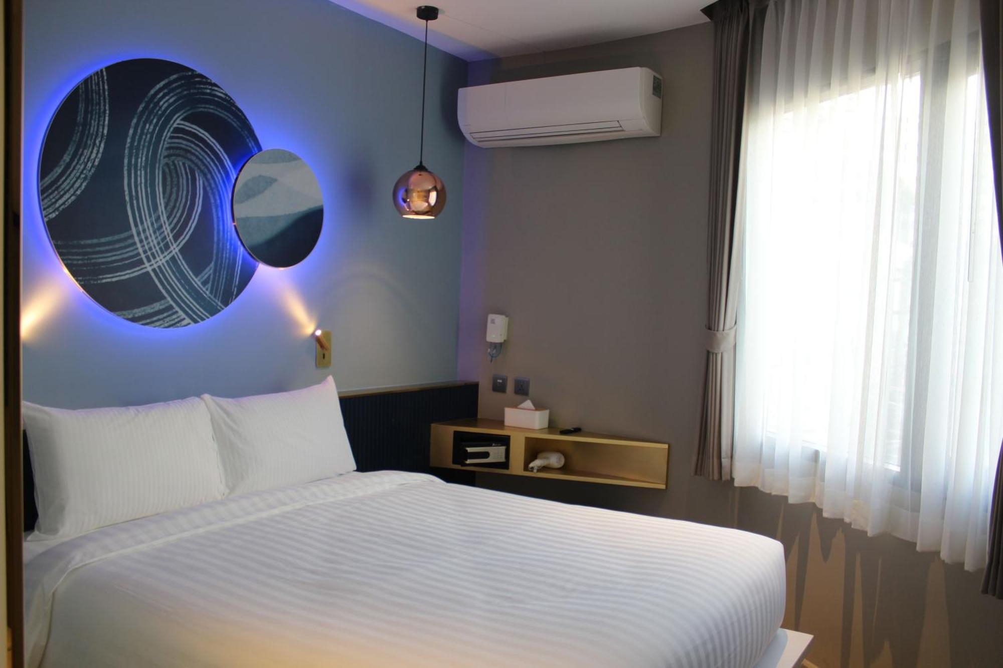 Khách sạn Riva Vibe By Pcl 3*